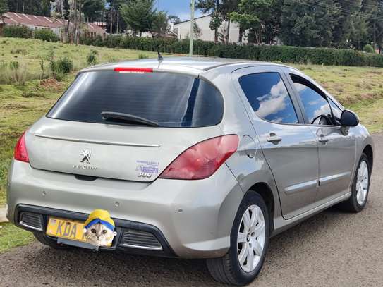 Peugeot 308 image 14