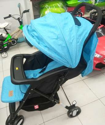 Baby stroller 8.5 utc image 2