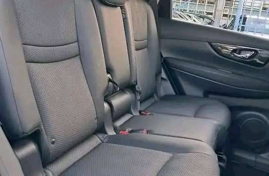 Nissan X -trail sunroof image 4