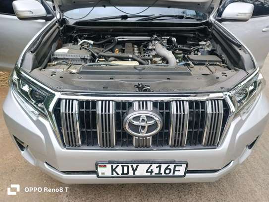 LAND CRUISER PRADO TXL DIESEL J150 SERIES image 10