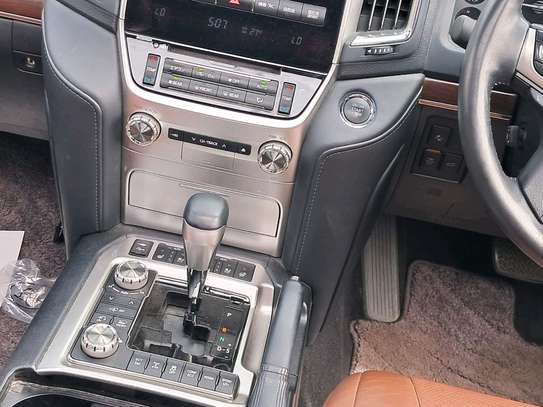 Honda vezel hybrid 2021 image 10