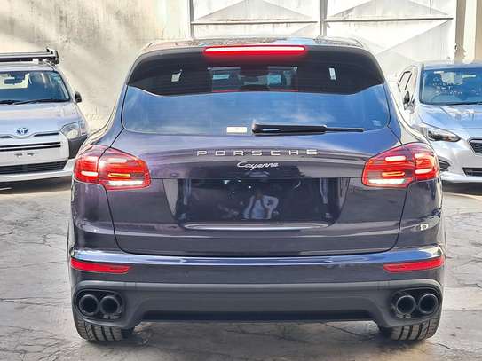 Porsche Cayenne Turbo 2018 purple image 12