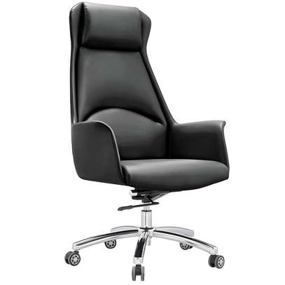 High-Back Executive Leather Chair image 6