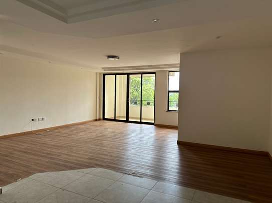 Serviced 3 Bed Apartment with En Suite in Kileleshwa image 23