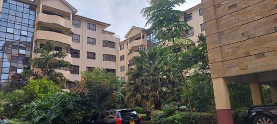 3 Bed Apartment with En Suite at Lavington Green image 35