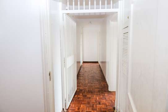 2 Bed Apartment with En Suite in Muthaiga image 9