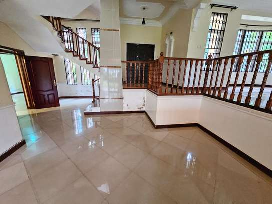 4 Bed House with En Suite at Peponi Road image 15