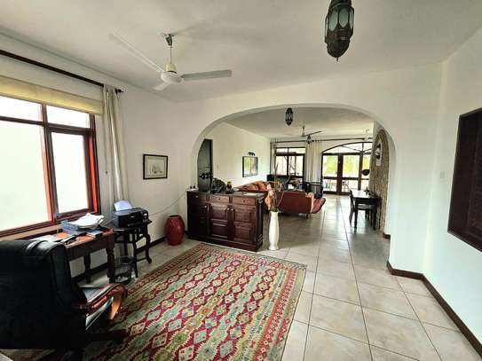 Furnished 2 Bed Apartment with Swimming Pool in Diani image 5