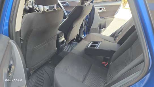 Toyota Auris KCZ image 4