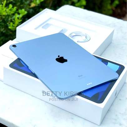 New Apple iPad Air (2020) 32 GB Blue image 1