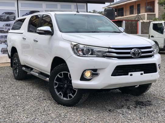 Toyota Hilux Invicible 2017 image 1