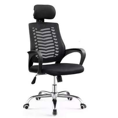 Headrest Office Chairs image 10