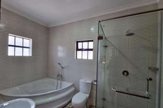 4 Bed House with En Suite at Ngong image 11