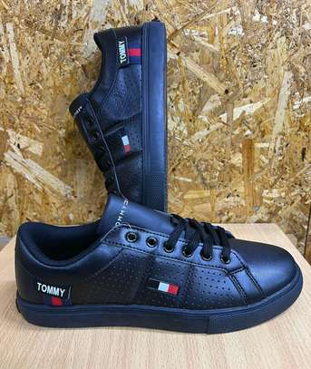 Tommy Hilfiger now available size 40-45 @3500 image 2