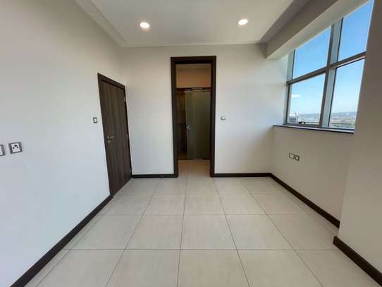 2 Bed Apartment with En Suite in Westlands Area image 14