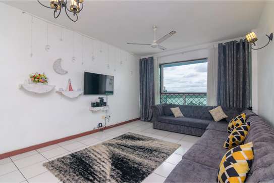 3 Bed Apartment with En Suite in Kizingo image 2