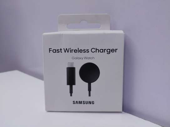 Samsung Galaxy Watch Fast Wireless Charger USB-C image 3