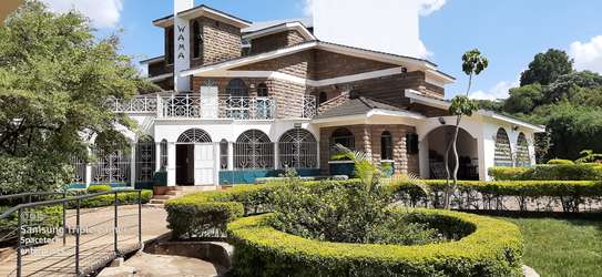 Commercial Property with Parking in Lavington image 6