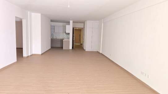 1 Bed Apartment with En Suite in Lavington image 15
