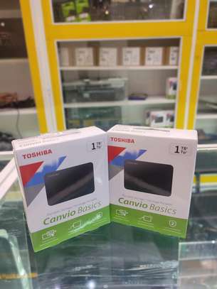 Toshiba Canvio Basics 1TB (1000gb) USB 3.0 External HDD image 1