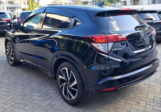 Honda Vezel Hybrid  RS 2018 image 12