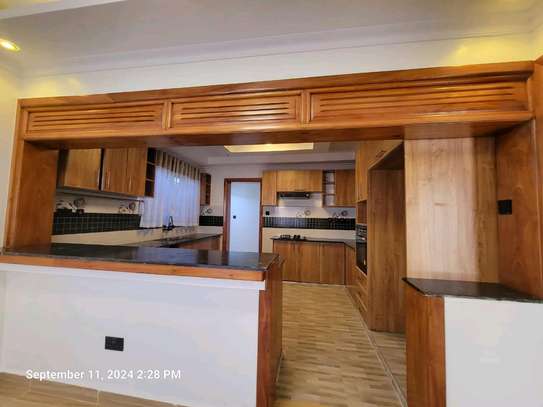 4bedrooms for sale in Ruiru Mugutha image 9