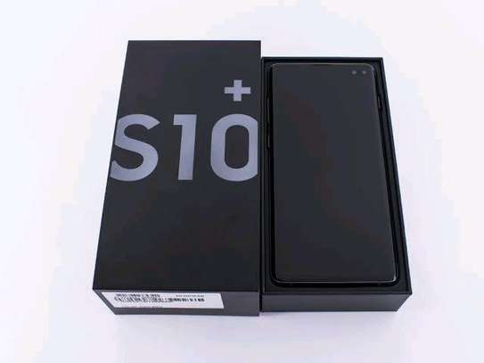 Samsung S10+ 128gb 8gb Ram New with Delivery image 2