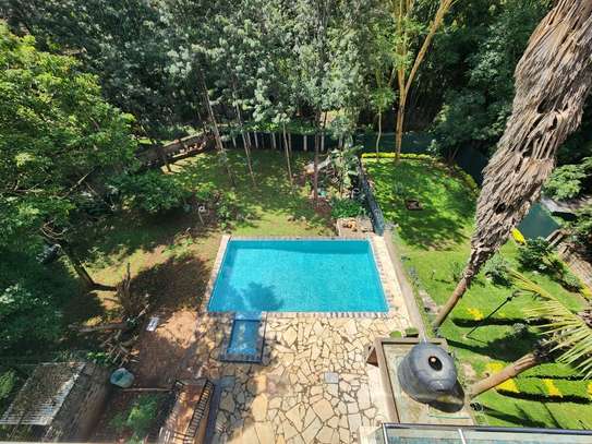 5 Bed Apartment with En Suite at Oloitoktok Road image 3
