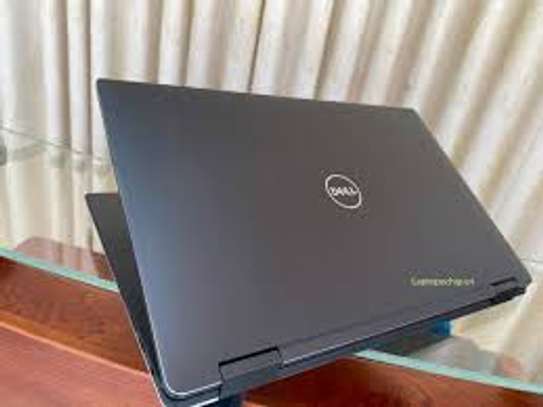 dell xps 13{9365} image 3