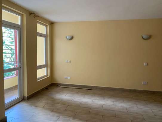 3 Bed Apartment in Kilimani image 11
