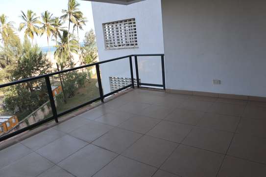 3 Bed Apartment with En Suite in Mombasa CBD image 17
