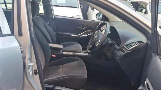 Make Toyota Allion Silver Color 2018 model. image 5