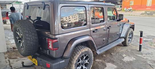 Jeep Wrangler sport Sahara 2018 image 10