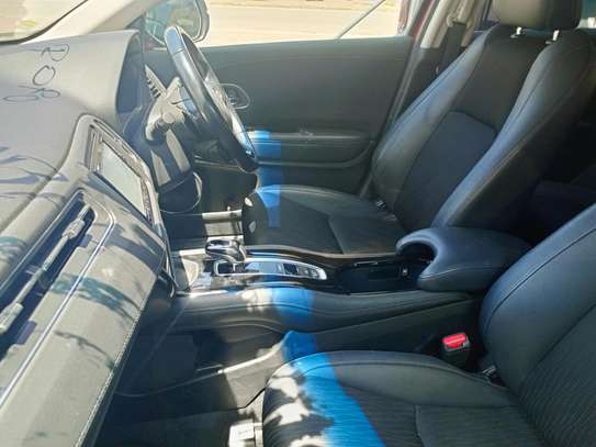 Honda vezel 2019 model hybrid image 5