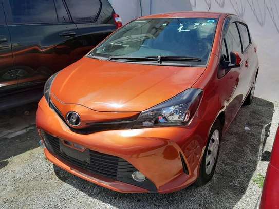 Toyota vitz orange 2016 1300cc image 2