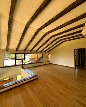 4 bedrooms Villa for Sale in Karen Nairobi. image 9