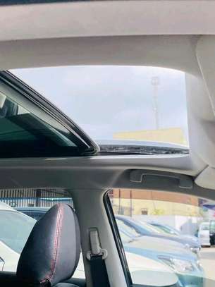 Nissan X-Trail Black sunroof 2018 4x4 image 10
