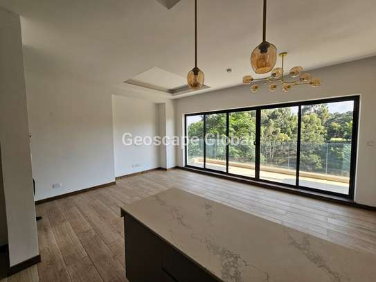 2 Bed Apartment with En Suite in Rosslyn image 20