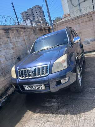 Toyota prado Diesel image 5