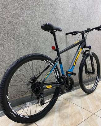 Trinx M600 Elite Size 27.5 Mountain Bike image 6