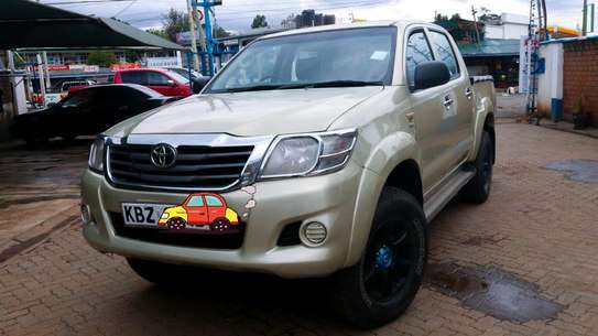 Toyota Hilux Double Cab image 1