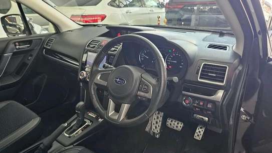 Subaru Forester non turbo black 2018 image 11