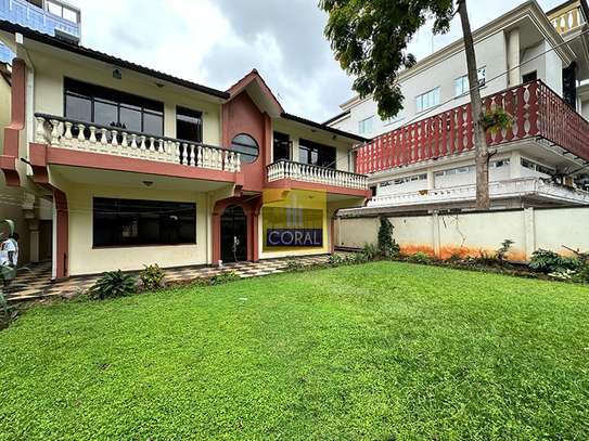 5 Bed Townhouse in Brookside image 2
