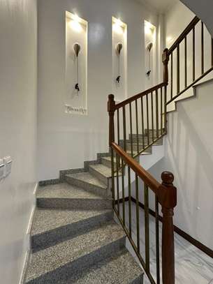 Serviced 4 Bed Apartment with En Suite at Arwings Kodhek image 11