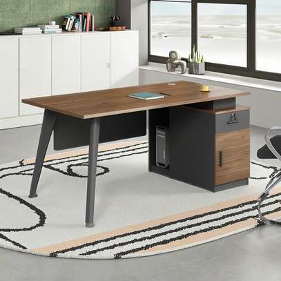 Office Desk; 1.4m Executive Office Desk image 3