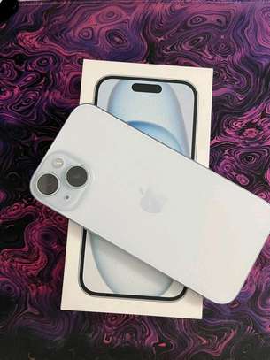 Apple Iphone 15 512Gb White Edition image 1