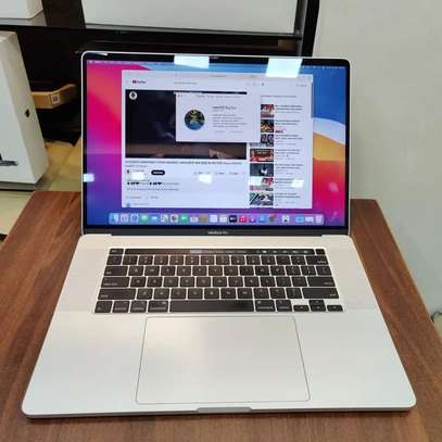 Macbook Pro 15 laptop image 1