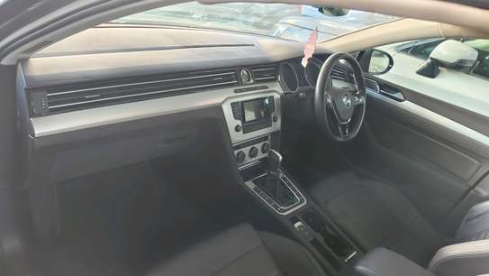 Volkswagen Passat 280TSI 2017 image 5