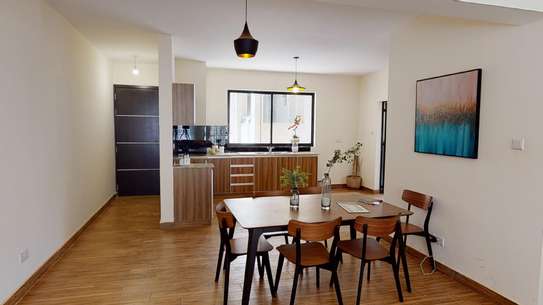 Executive 3 Bedroom Apartment All en-suite + dsq for Rent image 8