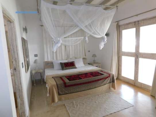 Furnished 5 bedroom villa for rent in Ukunda image 9